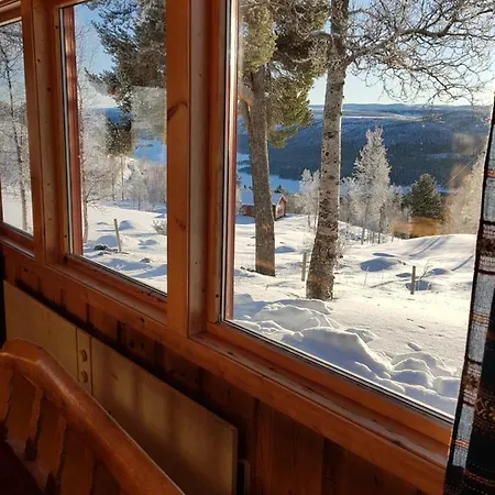 Ferienhaus Solstua Three-bedroom